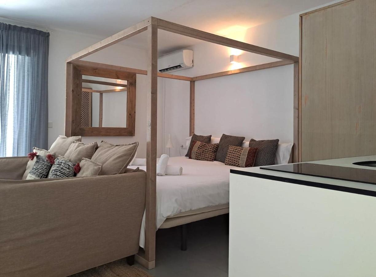 Casa Victoria Suites Sant Josep de sa Talaia Ngoại thất bức ảnh