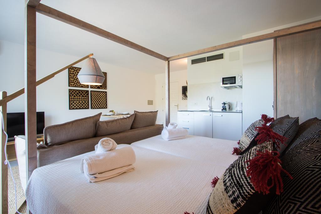 Casa Victoria Suites Sant Josep de sa Talaia Ngoại thất bức ảnh