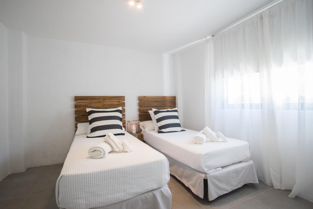 Casa Victoria Suites Sant Josep de sa Talaia Ngoại thất bức ảnh