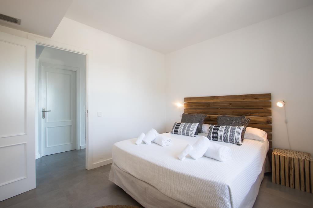 Casa Victoria Suites Sant Josep de sa Talaia Ngoại thất bức ảnh