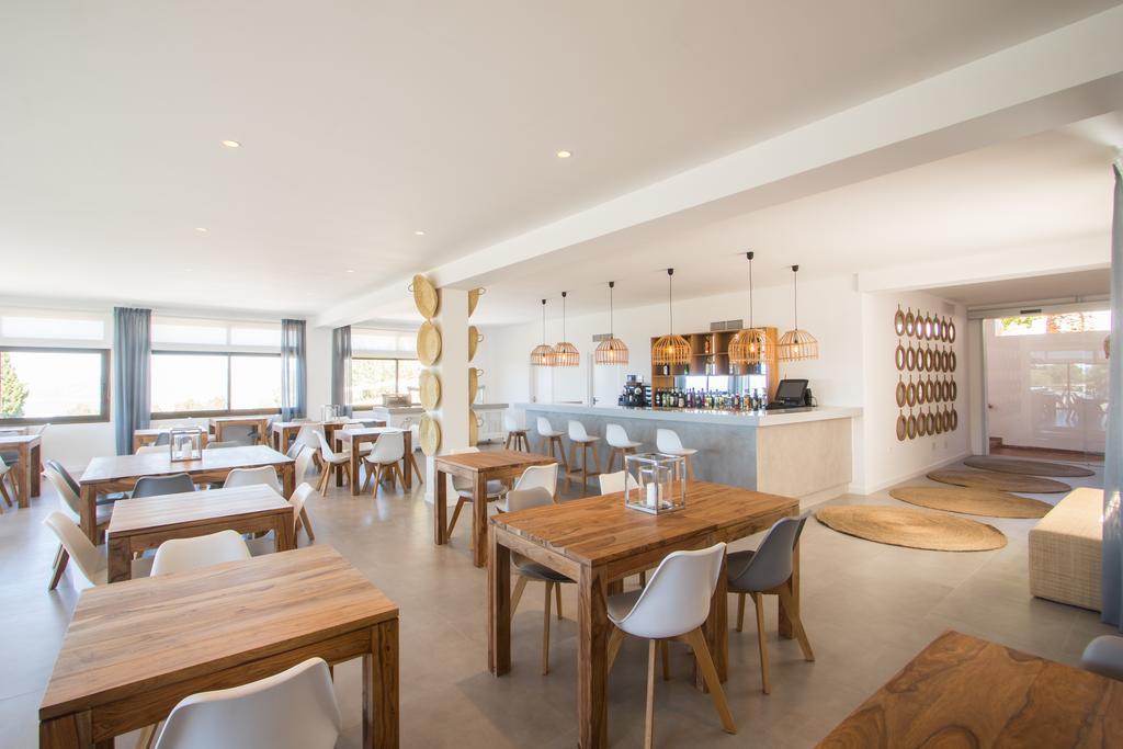 Casa Victoria Suites Sant Josep de sa Talaia Ngoại thất bức ảnh