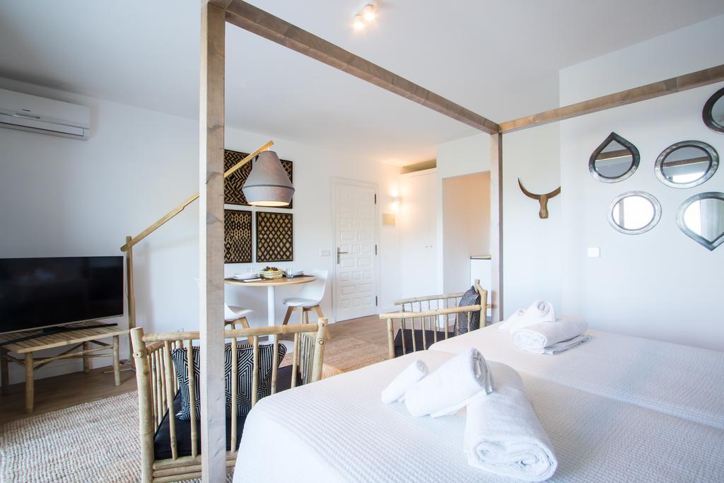 Casa Victoria Suites Sant Josep de sa Talaia Ngoại thất bức ảnh